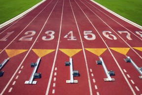 九游-Scout意外战胜日本队，表现优异引爆全场！观众掌声雷动